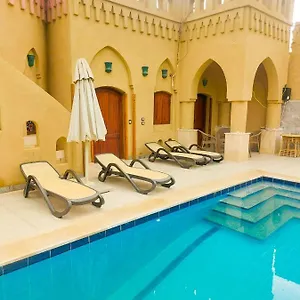 Villa Nur, Luxor